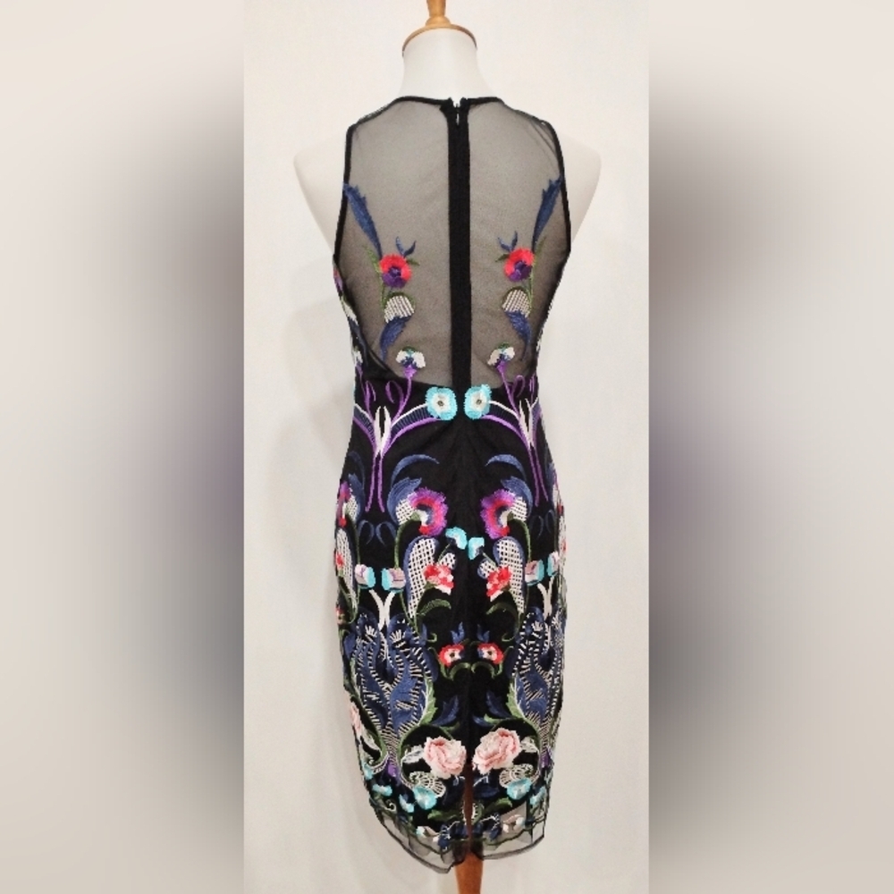 NICOLE MILLER FLORAL EMBROIDERED DRESS
